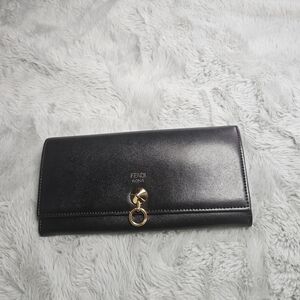 **AUTHENTIC**Fendi Black Leather Clutch